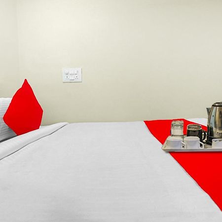 Hotel O Aayush Stay Inn Hyderabad Exterior foto